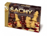 Šachy dřevěné společenská hra v krabici 33x23x3cm Bonaparte