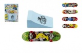 Skateboard prstový šroubovací s rampou plast 10cm asst mix barev na kartě