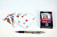 Poker společenská hra karty v papírové krabičce